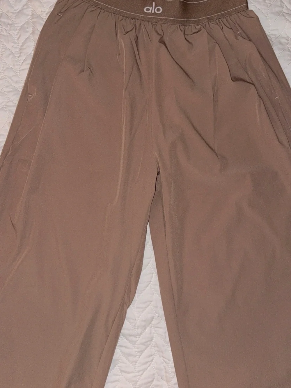 ALO Yoga Women's Wide Leg Lounge Pants - Tan Color